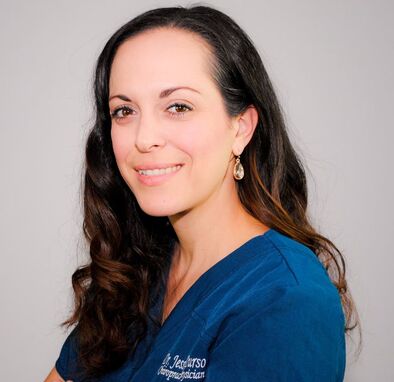 Portrait of Dr. Jessica Durso in teal scrubs